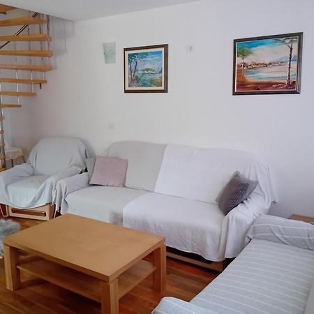 Apartmani Ana I Predrag Lopar Habitación foto